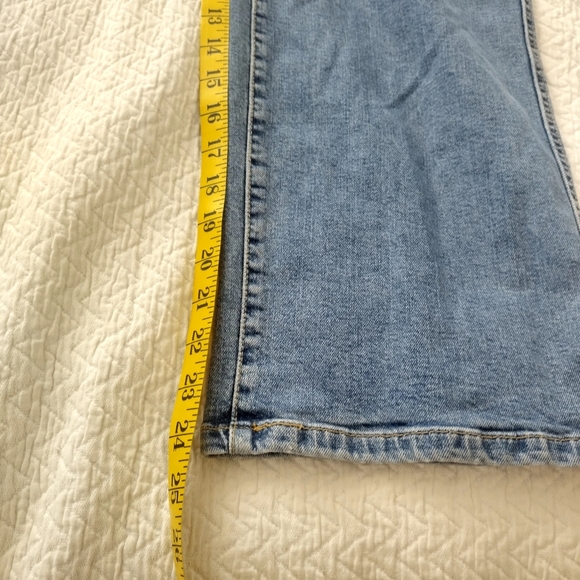 Levi's Mile High Cropped Wide Leg Jeans Sz 25 - Picture 10 of 10